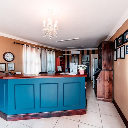Chateau La Mer Exclusive Guesthouse & Spa Hartbeespoort Exteriör bild