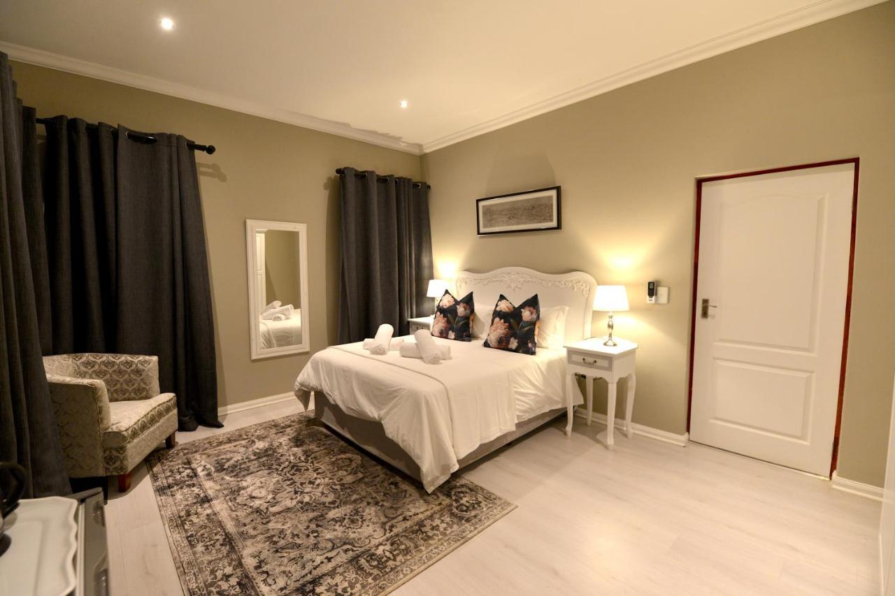 Chateau La Mer Exclusive Guesthouse & Spa Hartbeespoort Exteriör bild
