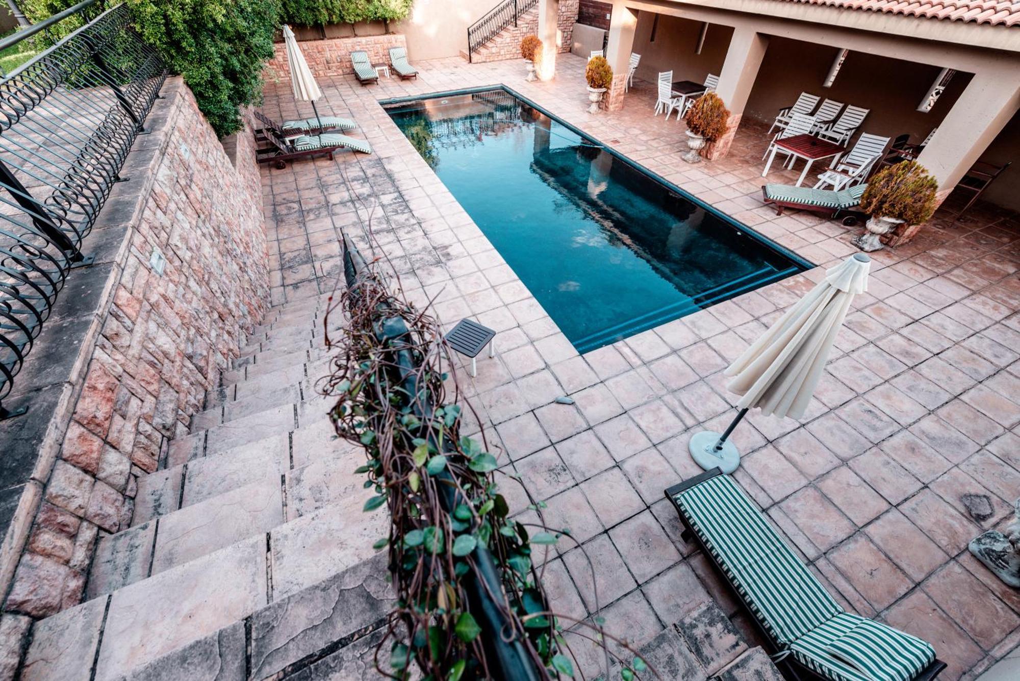 Chateau La Mer Exclusive Guesthouse & Spa Hartbeespoort Exteriör bild