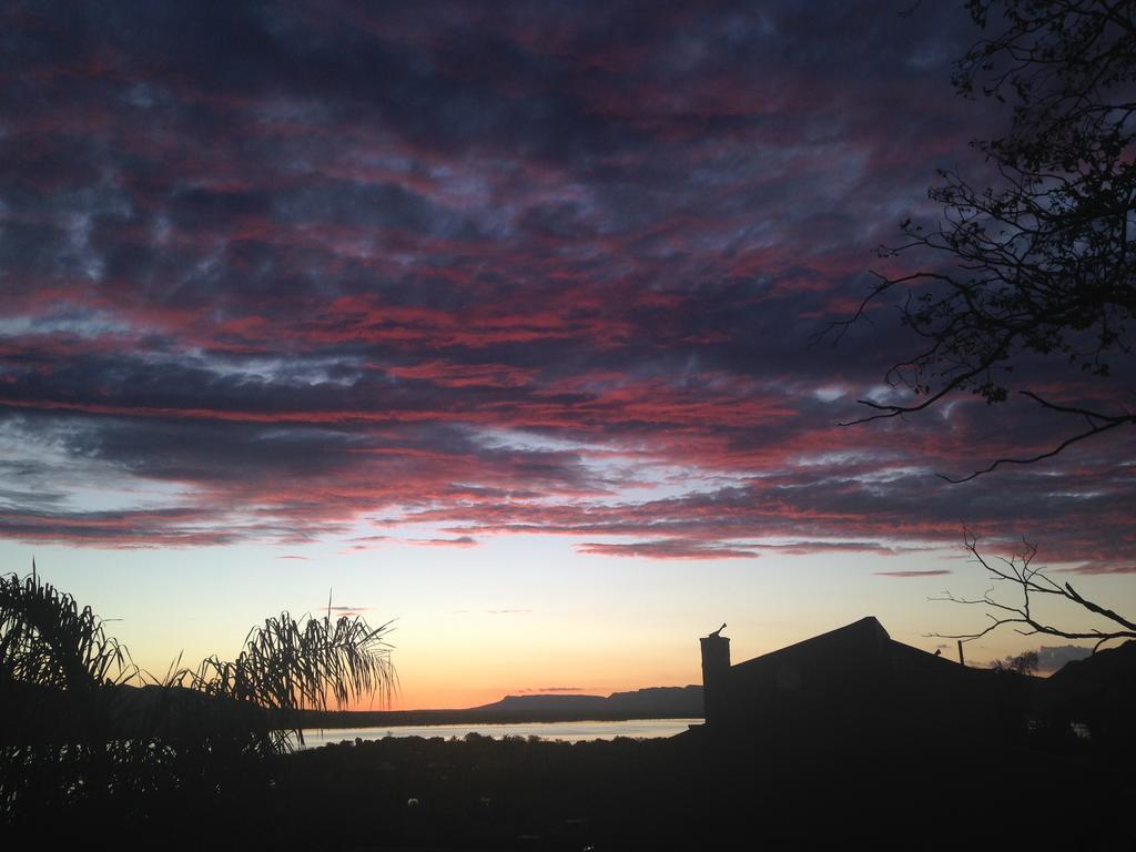 Chateau La Mer Exclusive Guesthouse & Spa Hartbeespoort Exteriör bild