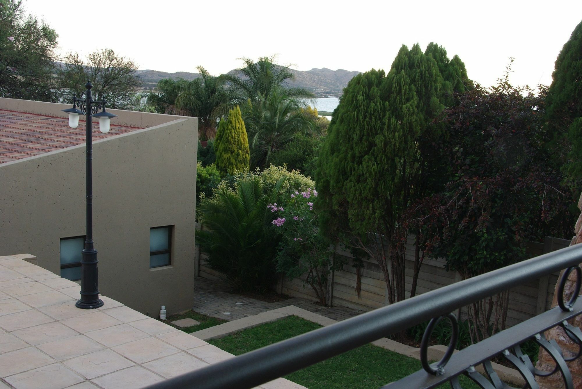 Chateau La Mer Exclusive Guesthouse & Spa Hartbeespoort Exteriör bild