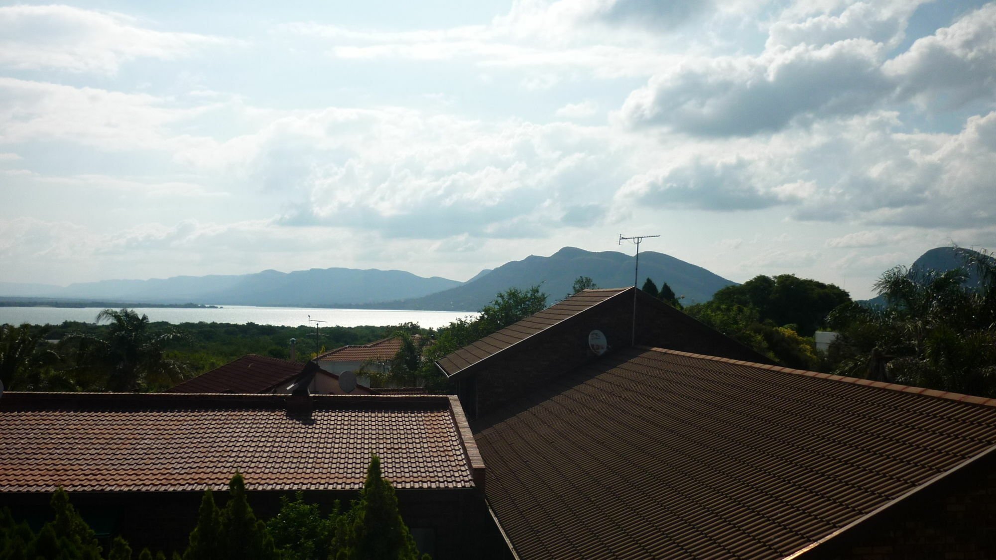 Chateau La Mer Exclusive Guesthouse & Spa Hartbeespoort Exteriör bild